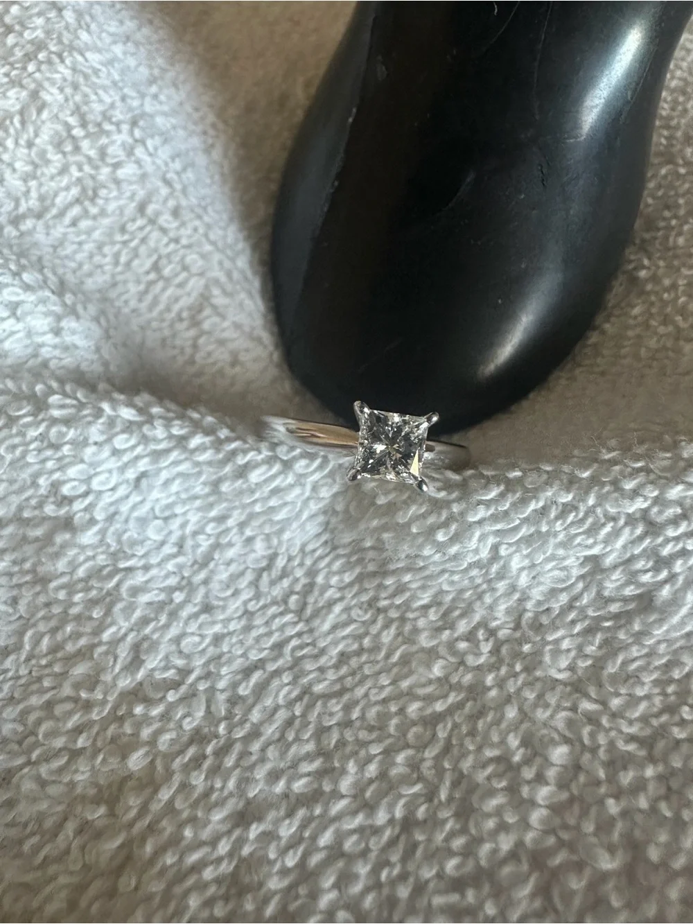 14k Gold Genuine Diamond Ring